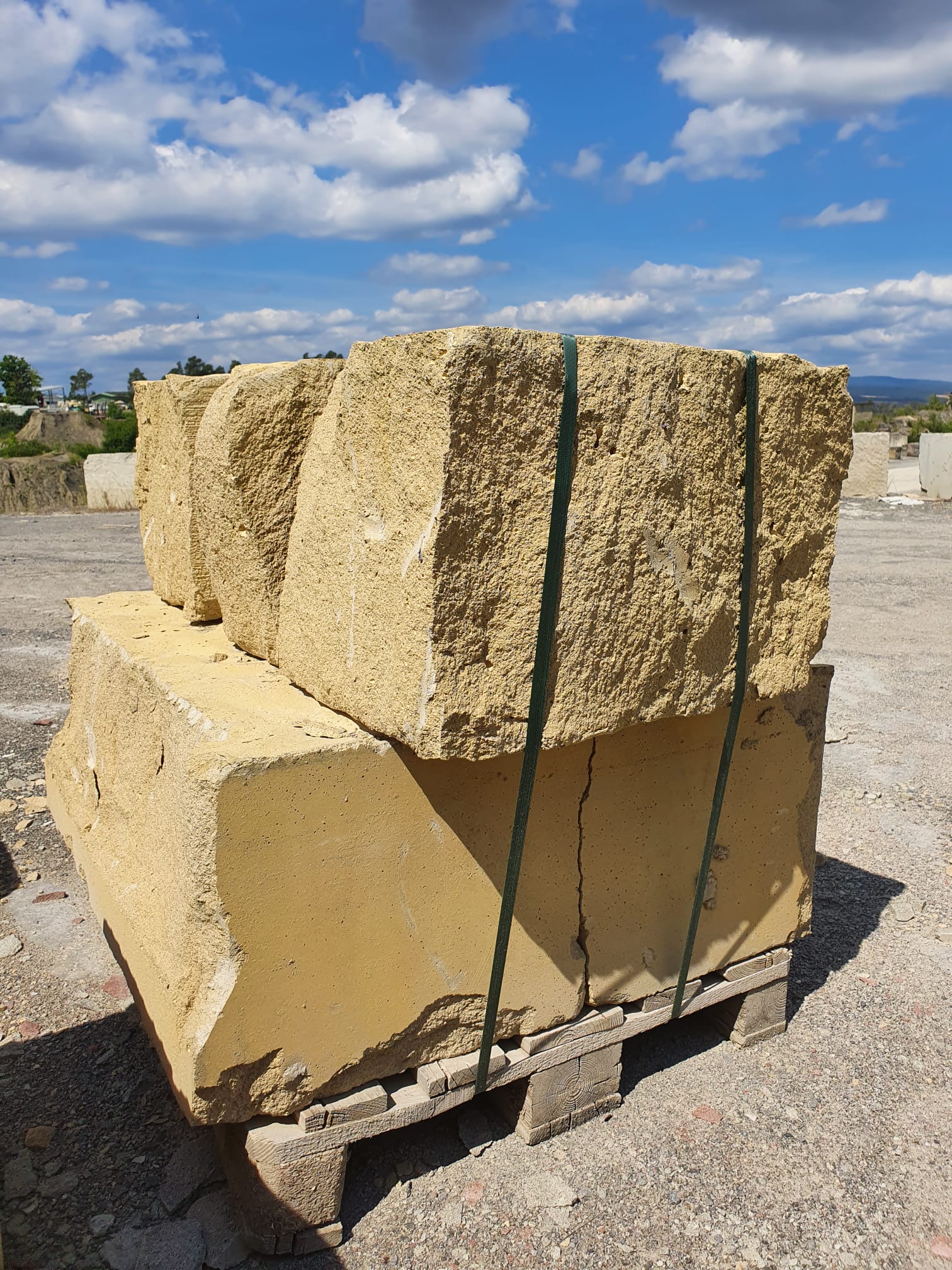 BETOBLOC® Mauersteine - Größe L - sandbraun